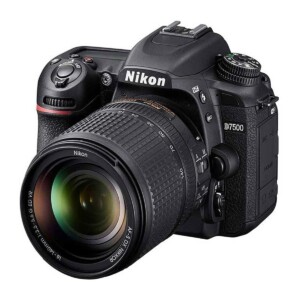 دوربین دیجیتال نیکون مدل D7500